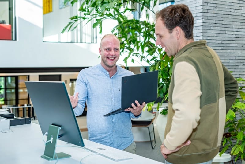 It service in company